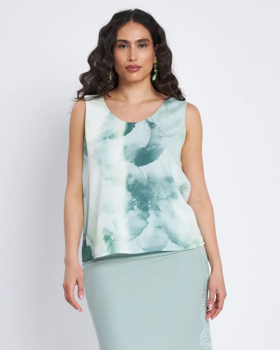 Top a fantasia con scollo a V e pizzo ALOE DORABELLA