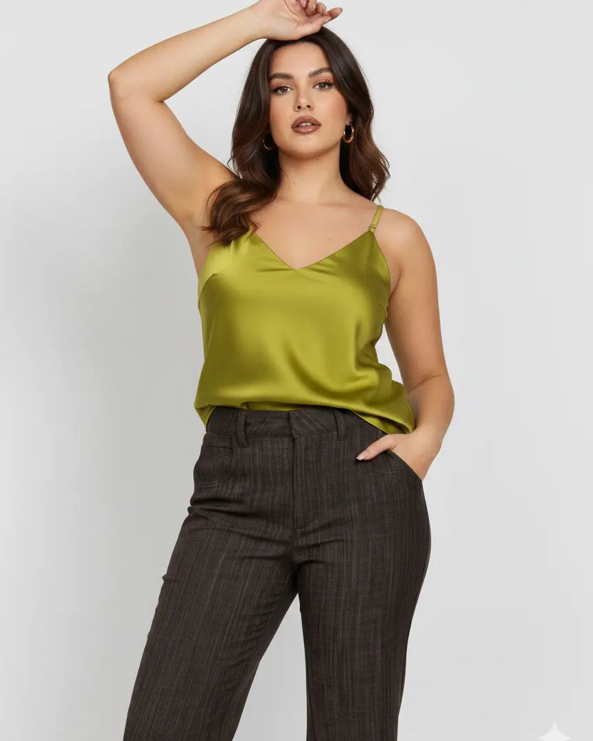 Top in raso con scollo a V e bretelle regolabili Unica by Dorabella