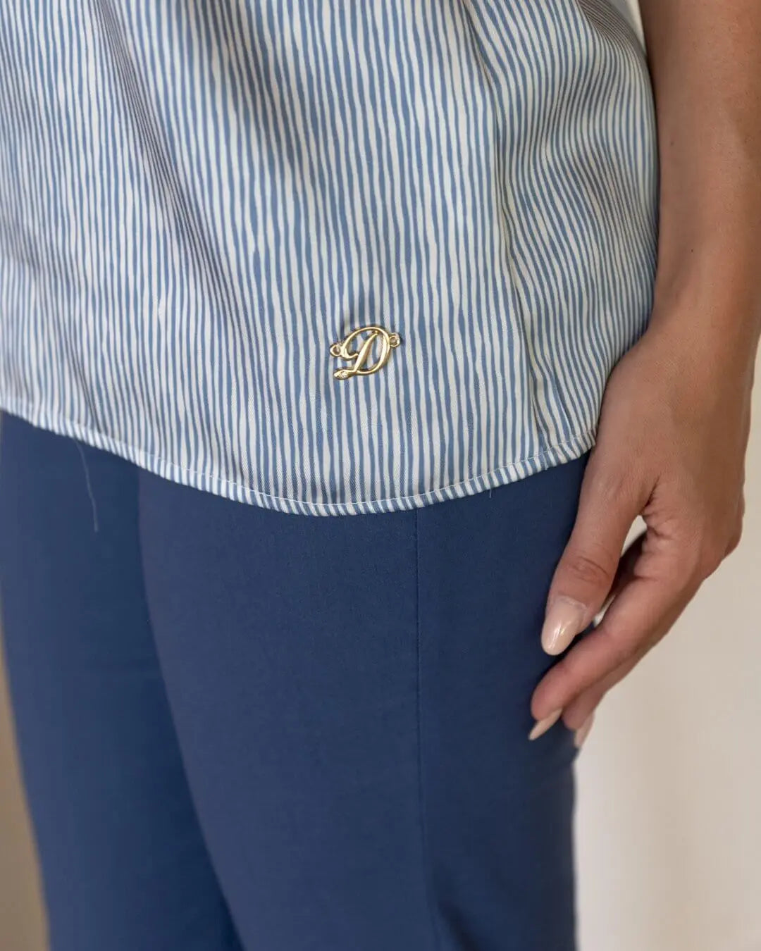 Top smanicato a righe con scollo a V BLU DORABELLA