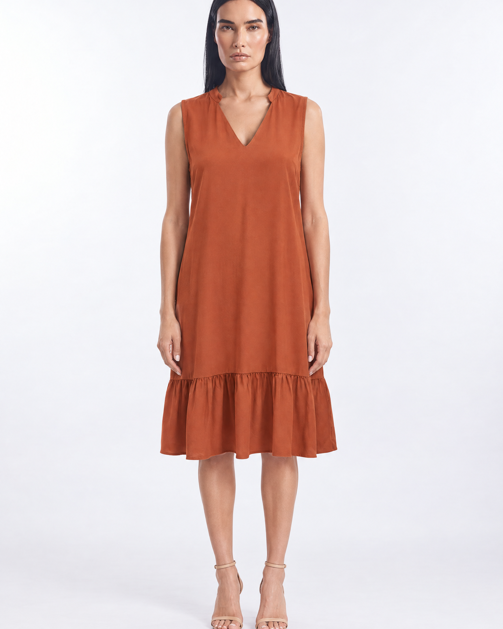 Abito midi giromanica con scollo a V - indossato frontale