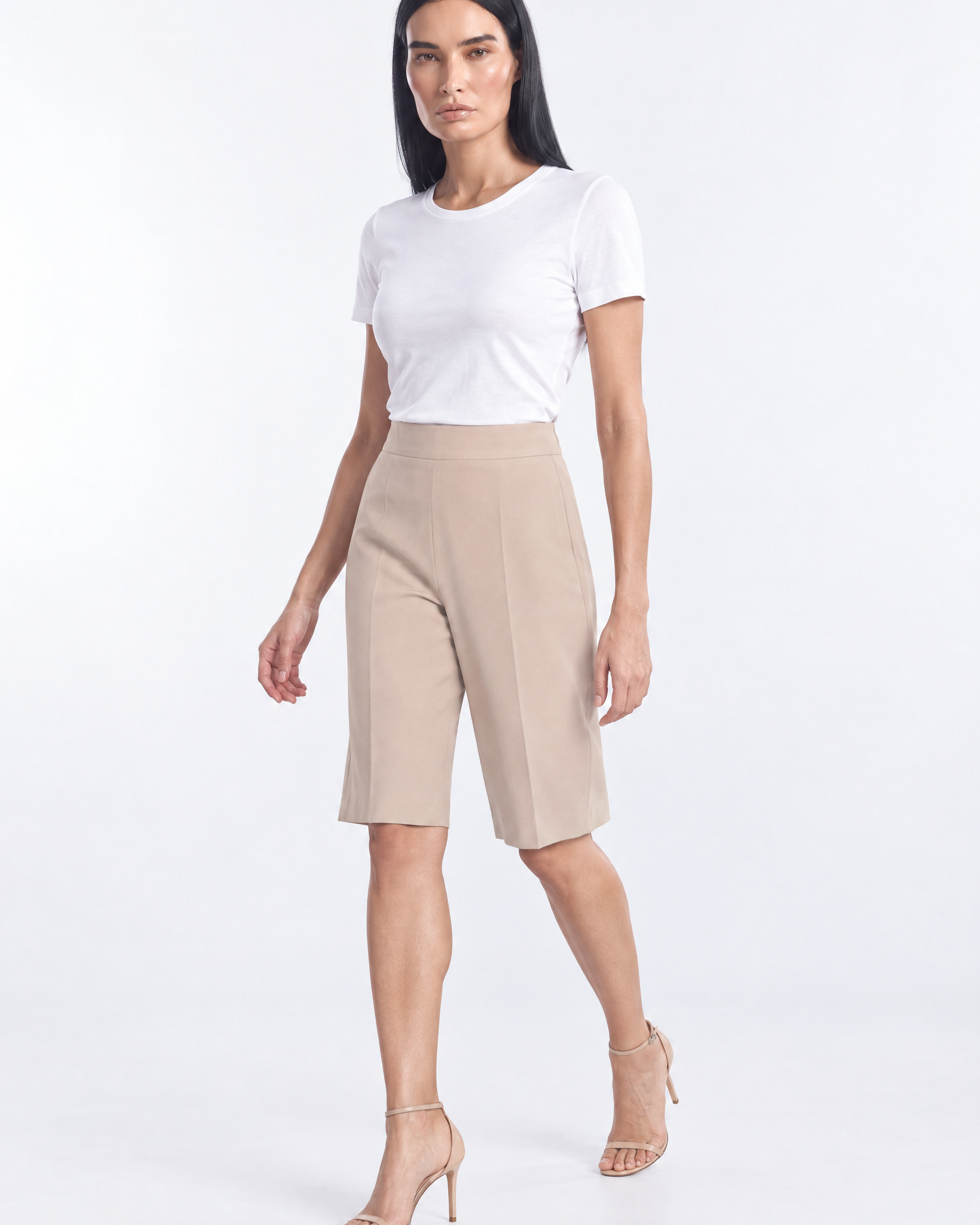 Bermuda in cady elasticizzato tinta unita con chiusura zip laterale - tre quarti