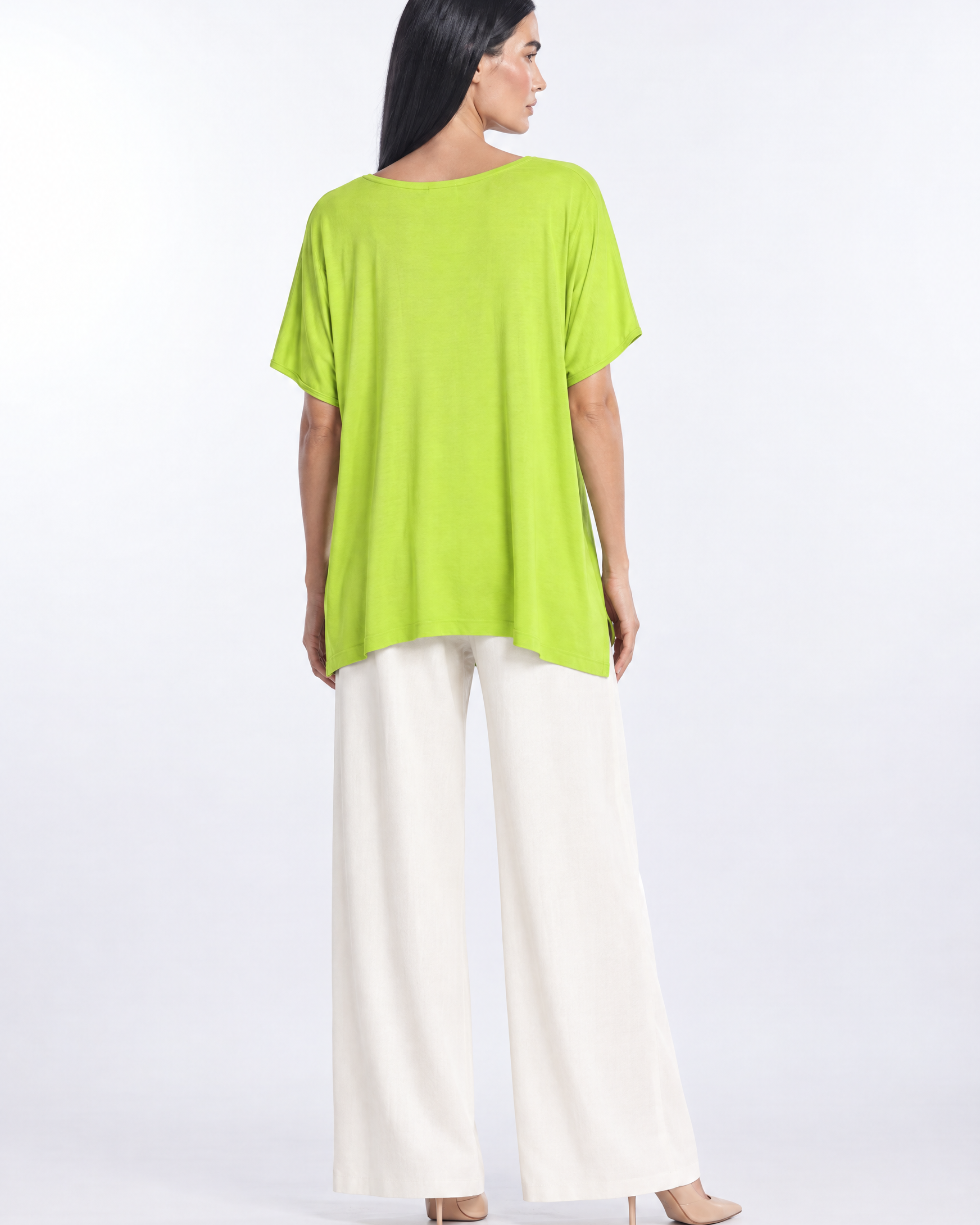 Maglia in filato di viscosa con maniche kimono e orlo asimmetrico Lime - retro