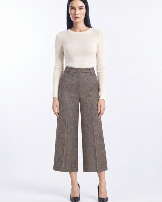 Pantaloni culotte con motivo resca MALVA - indossato frontale