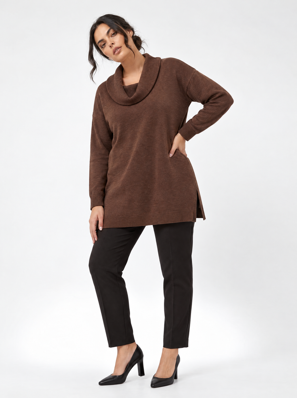 Maglia maxi con collo sciallato e spacchi CACAO - tre quarti