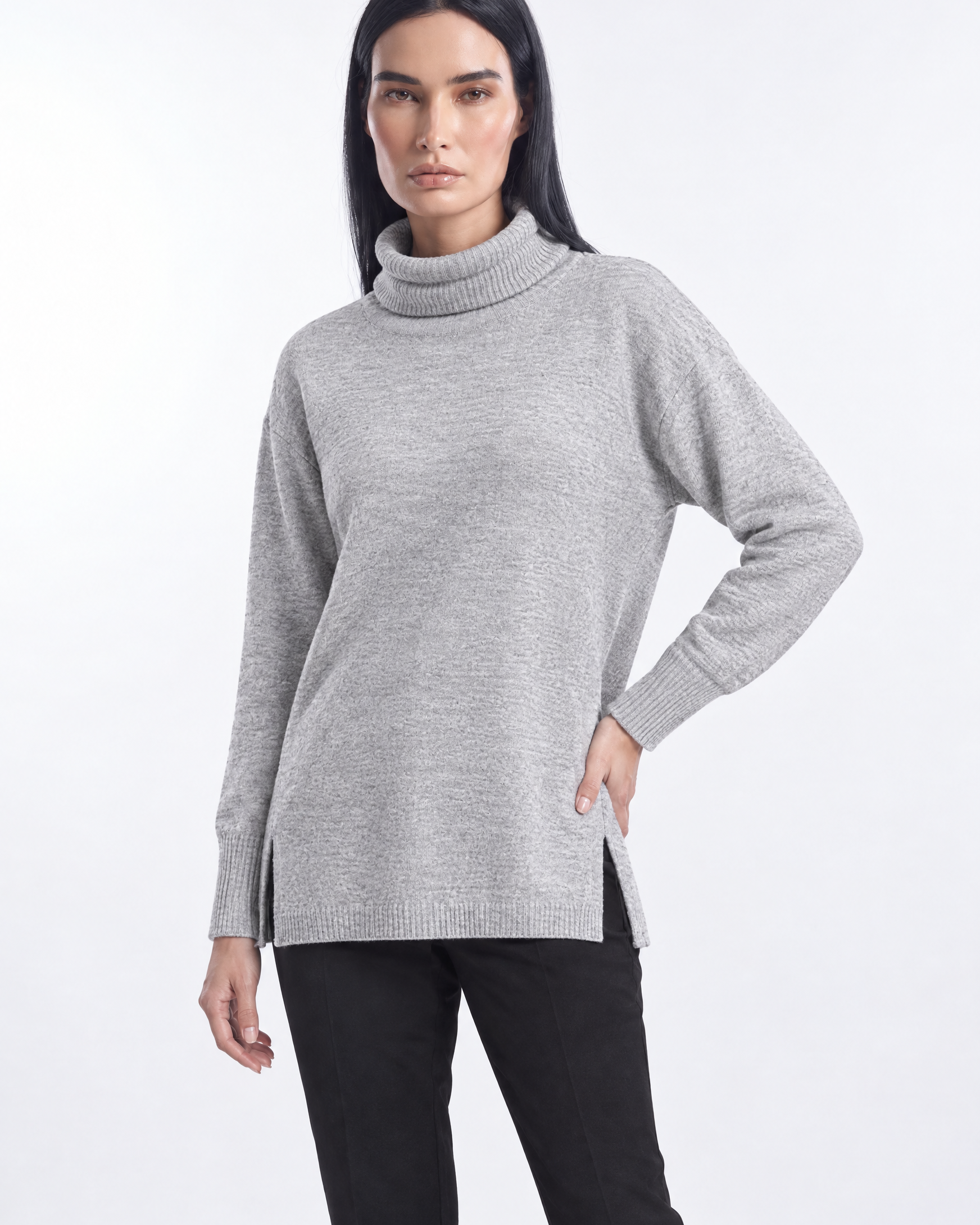 Maglia a collo alto risvoltato e spacchi GRIGIO - tre quarti