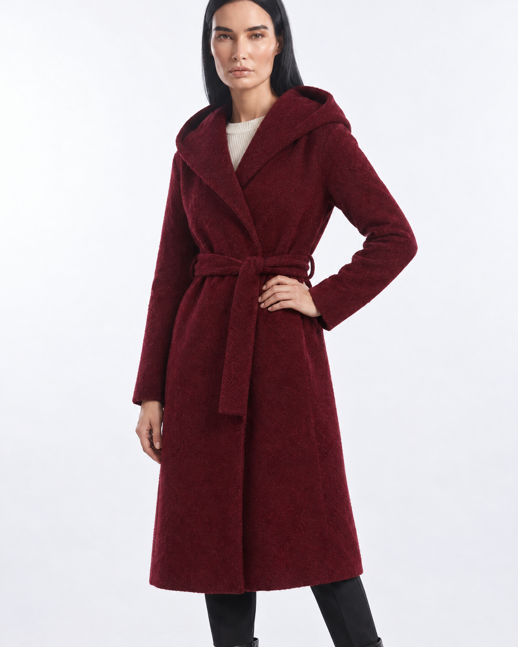 Cappotto a vestaglia con cintura e cappuccio BORDEAUX - tre quarti