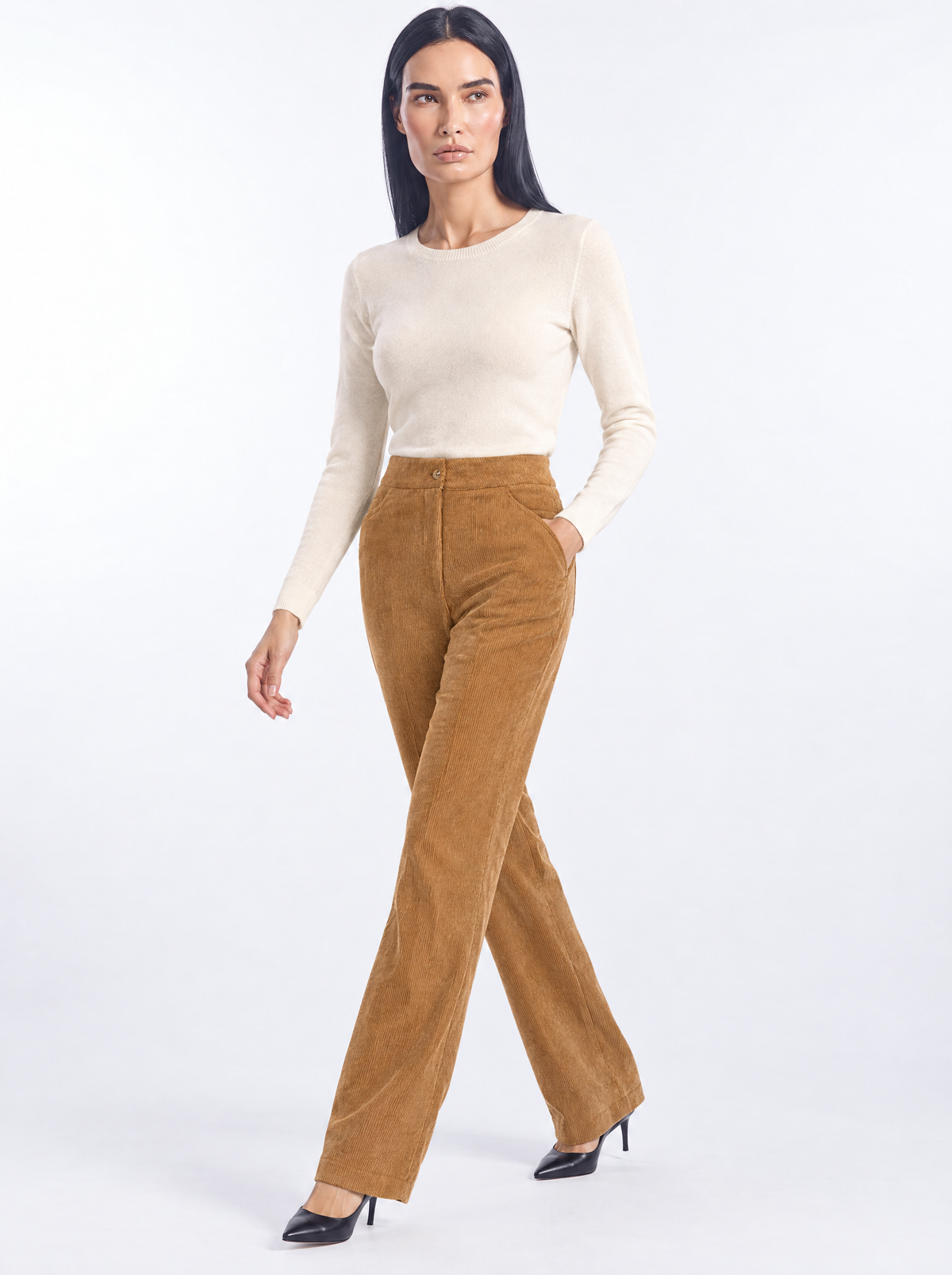 Pantaloni con tasche in velluto a coste CAMMELLO - tre quarti