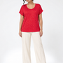 Maglia in viscosa fantasia pois/righe ROSSO - indossato frontale