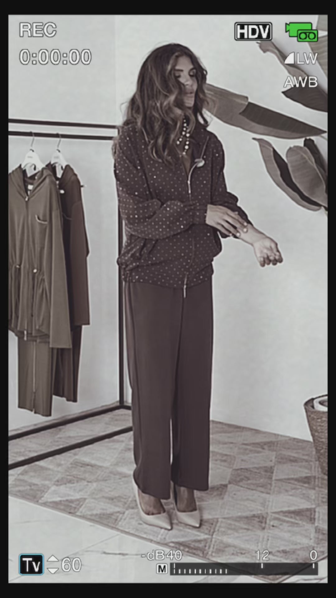 Coordinato felpa e pantalone full strass