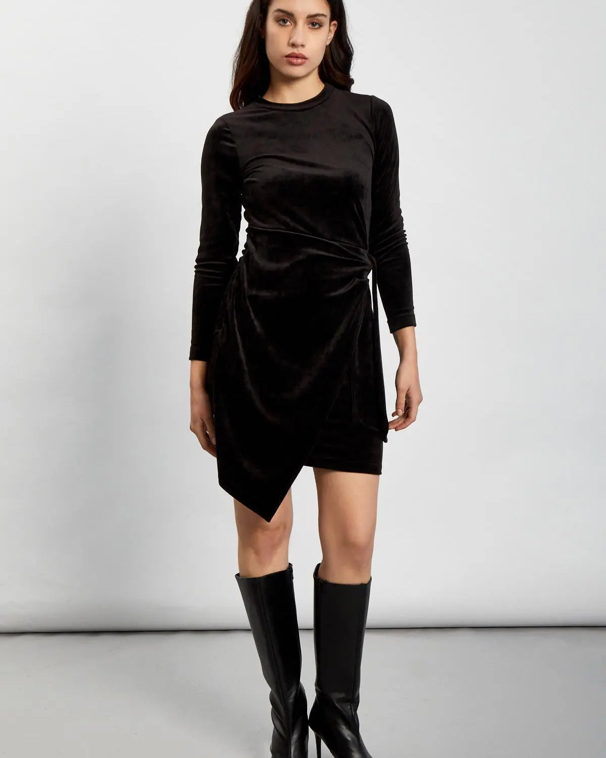 Abito in velluto NERO IRONICA