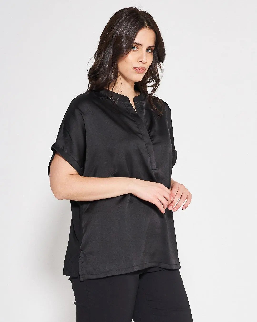 Blusa coreana BLACK DORABELLA PIU'
