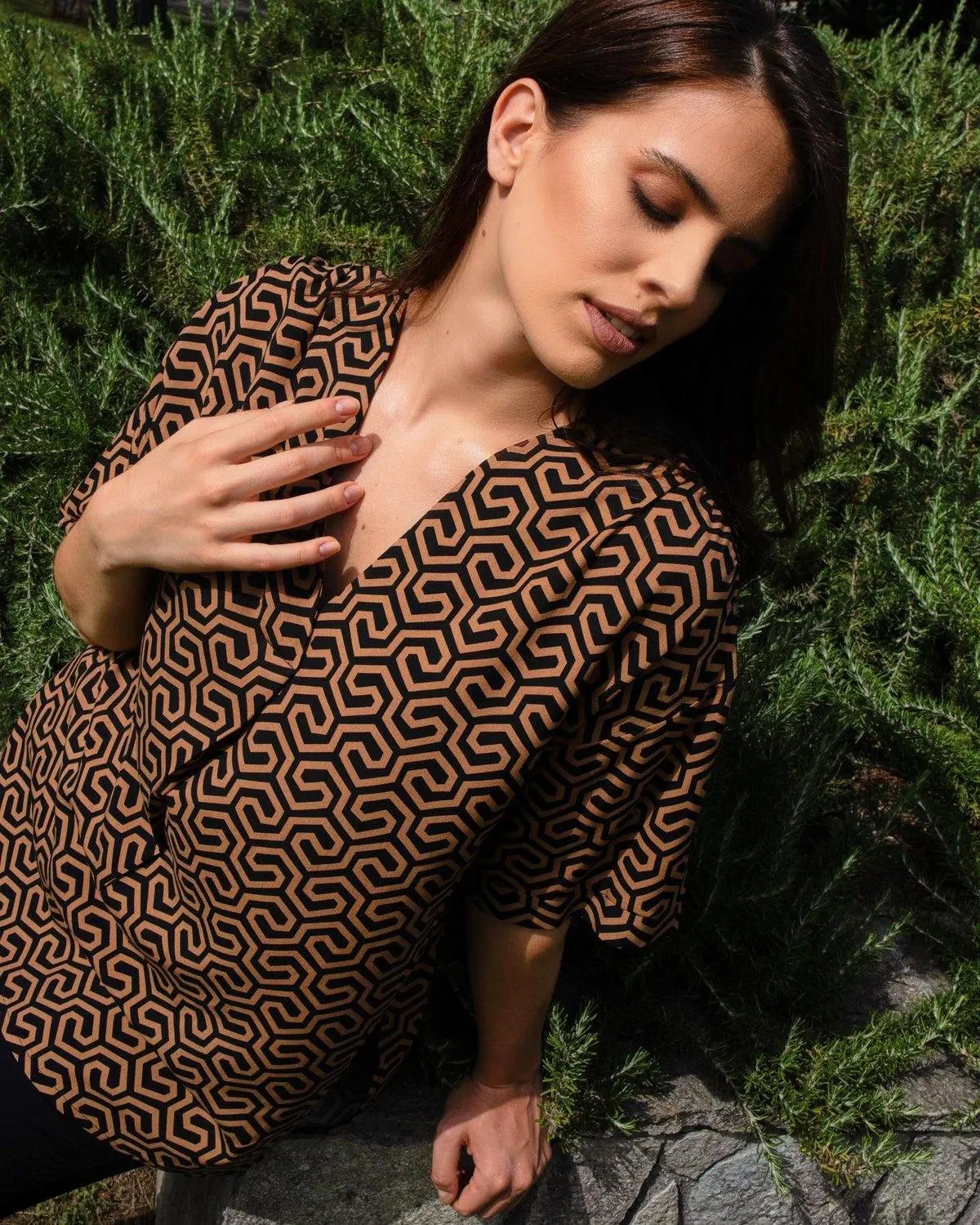 Blusa in fantasia geometric MORO DORABELLA XXL