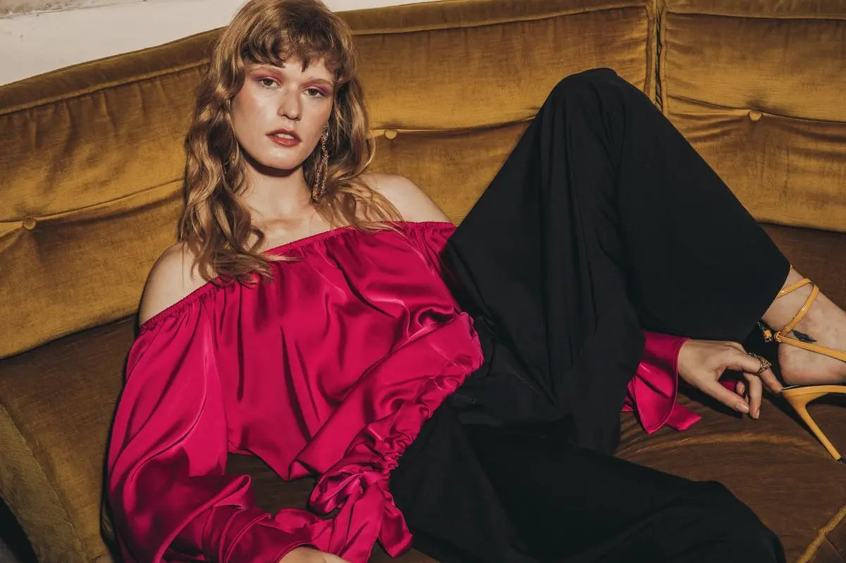 Blusa shiffer con fiocchi FUXIA IRONICA