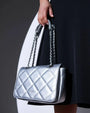 Borsa piccola a spalla in ecopelle matelassé con manici a catena ARGENTO DORABELLA UNICO