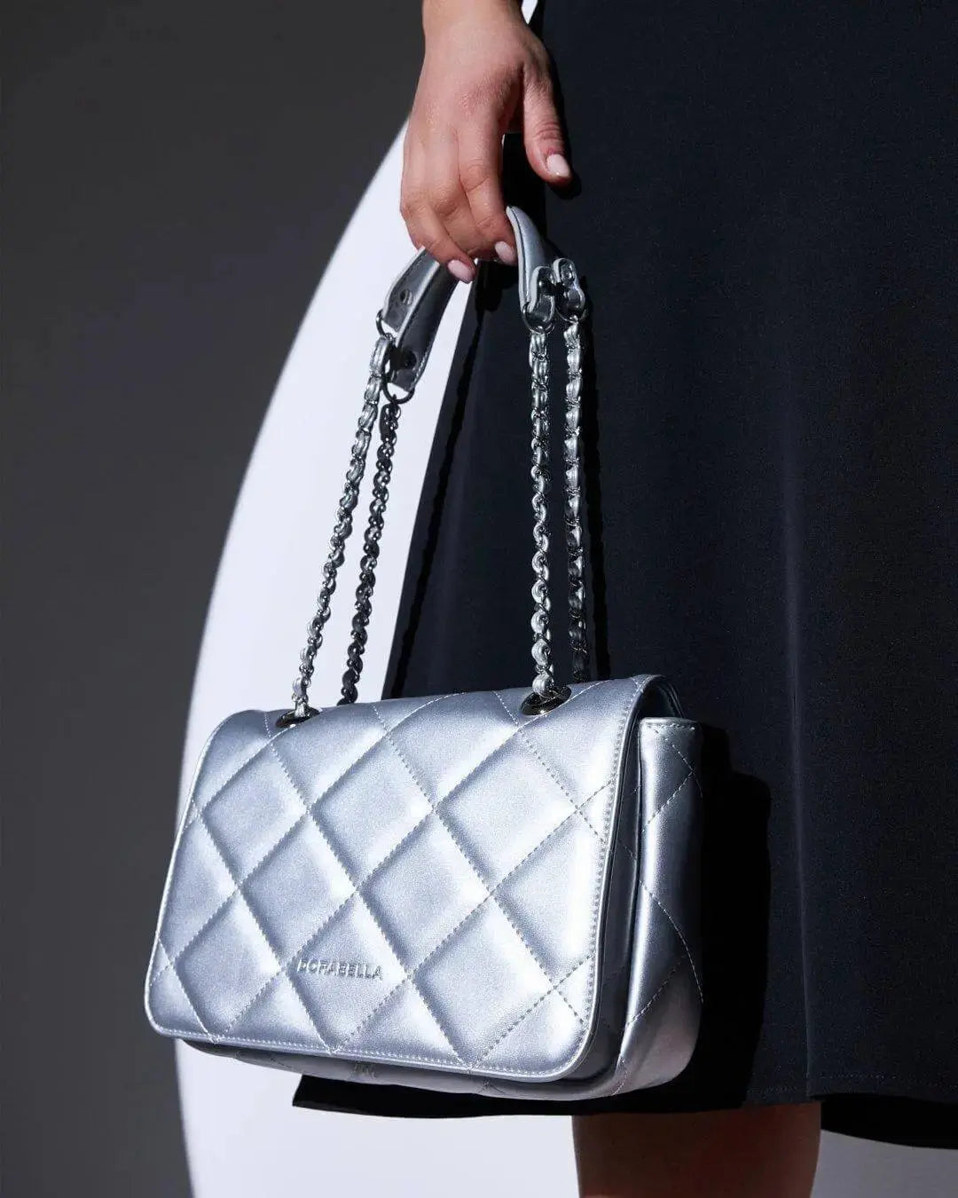 Borsa piccola a spalla in ecopelle matelassé con manici a catena ARGENTO DORABELLA UNICO