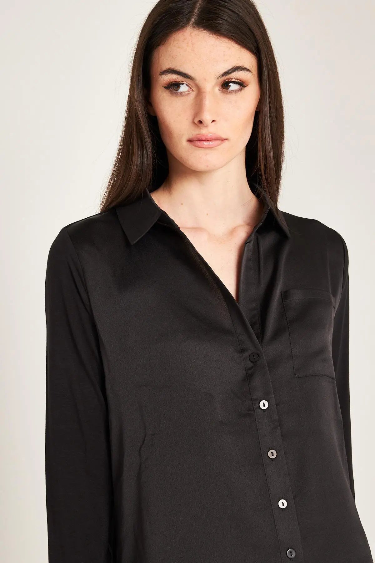CAMICIA IN RASO NERO IRONICA