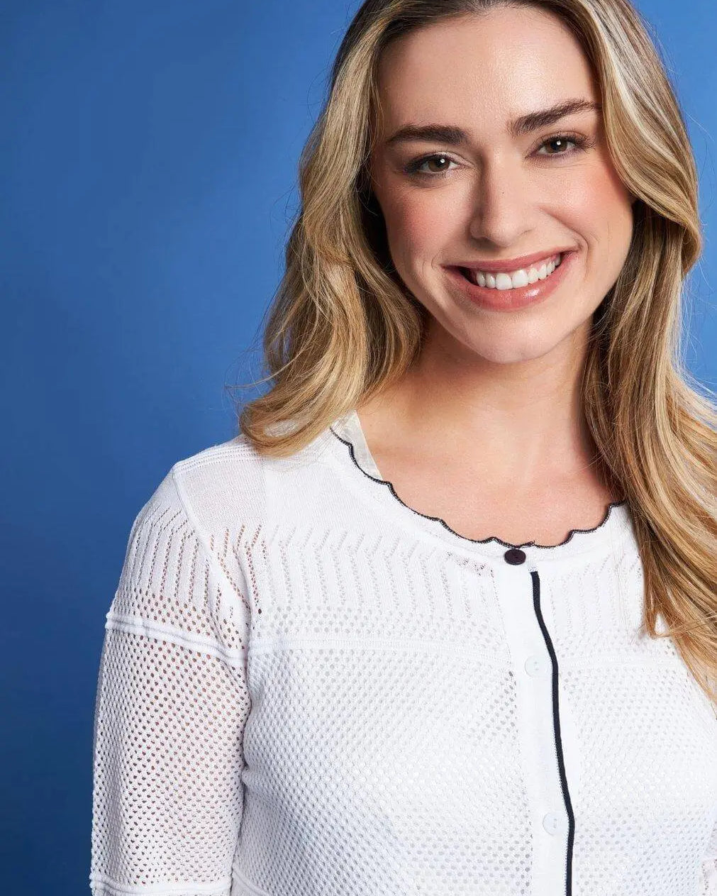 Cardigan con bottoni in maglia pointelle di misto viscosa con piping a contrasto WHITE DORABELLA