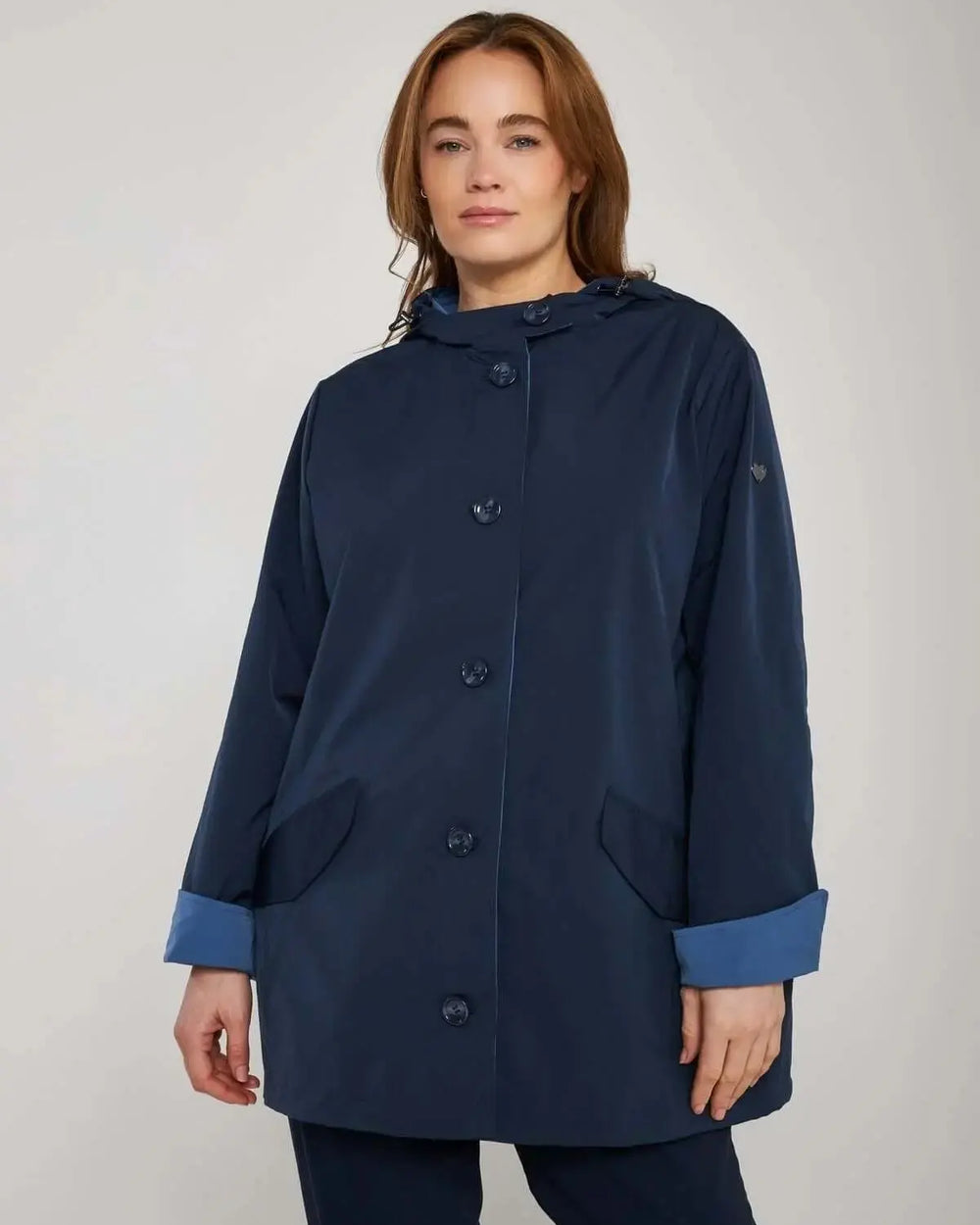 Giubbino in nylon con cappuccio e profili a contrasto BLU DORABELLA PIU' 49