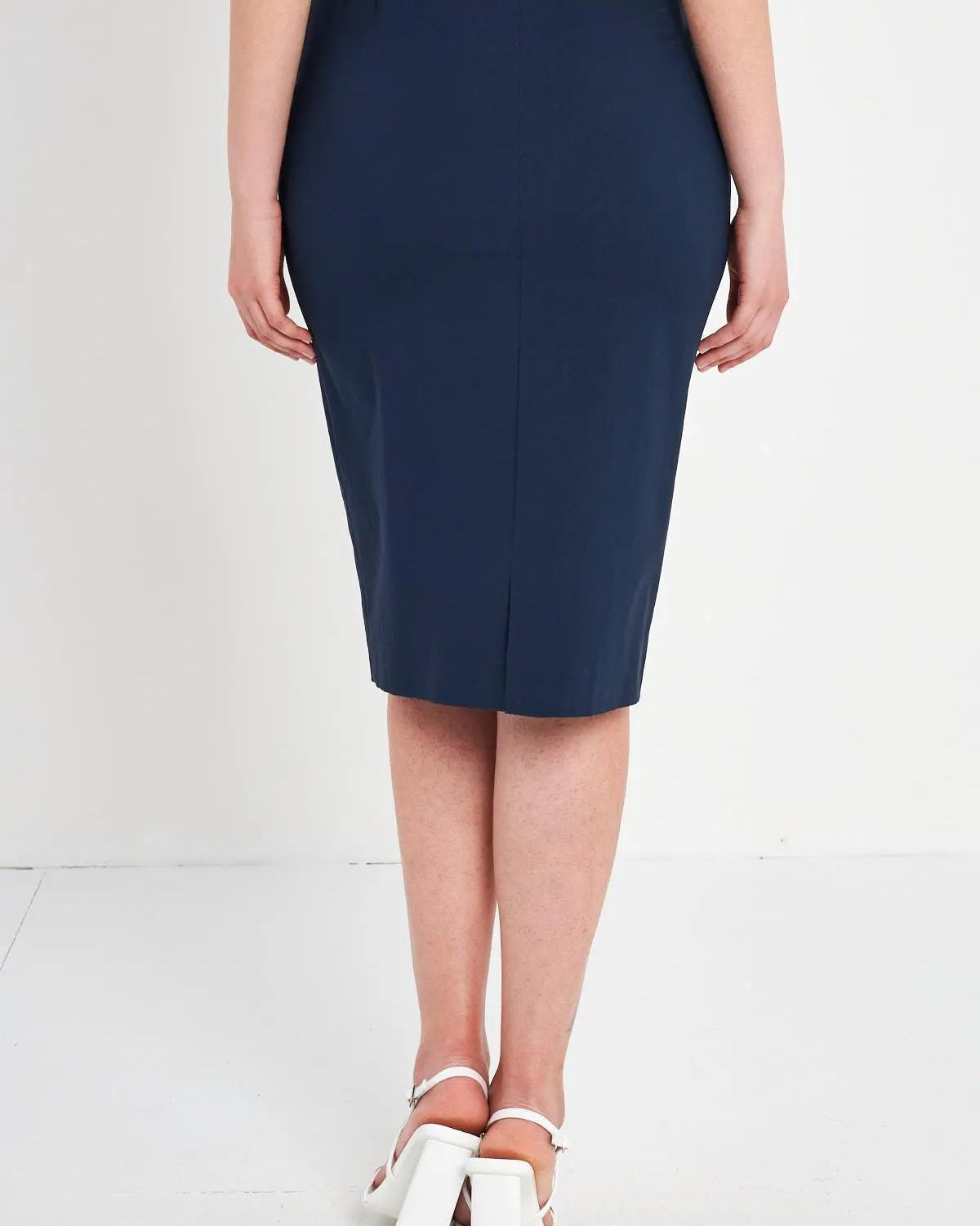 Gonna a tubino basic in misto viscosa elasticizzata tinta unita. BLU DORABELLA