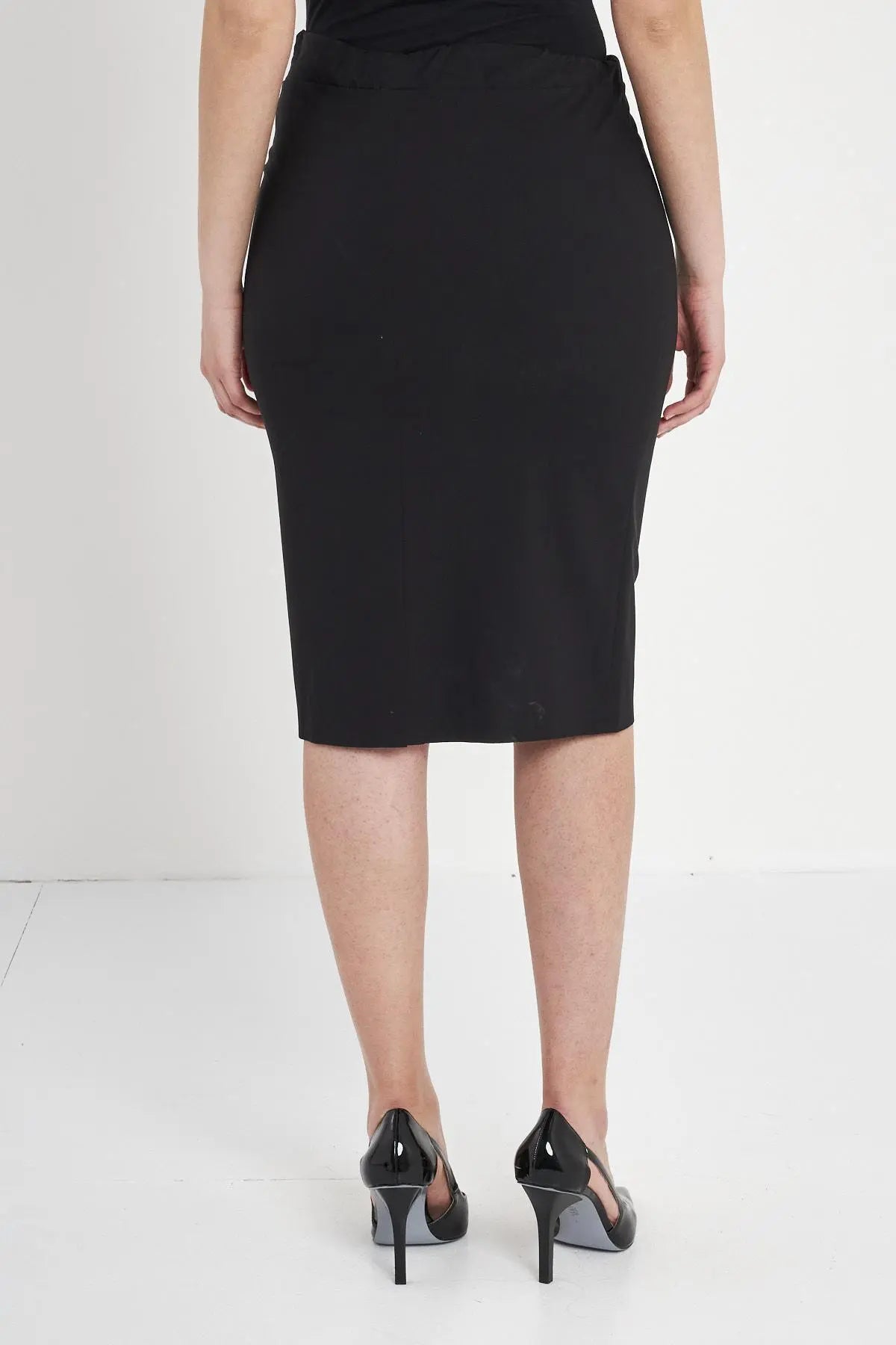 Gonna a tubino basic in misto viscosa elasticizzata tinta unita. NERO DORABELLA