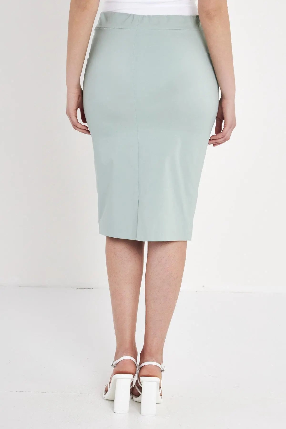 Gonna a tubino basic in misto viscosa elasticizzata tinta unita. SALVIA DORABELLA