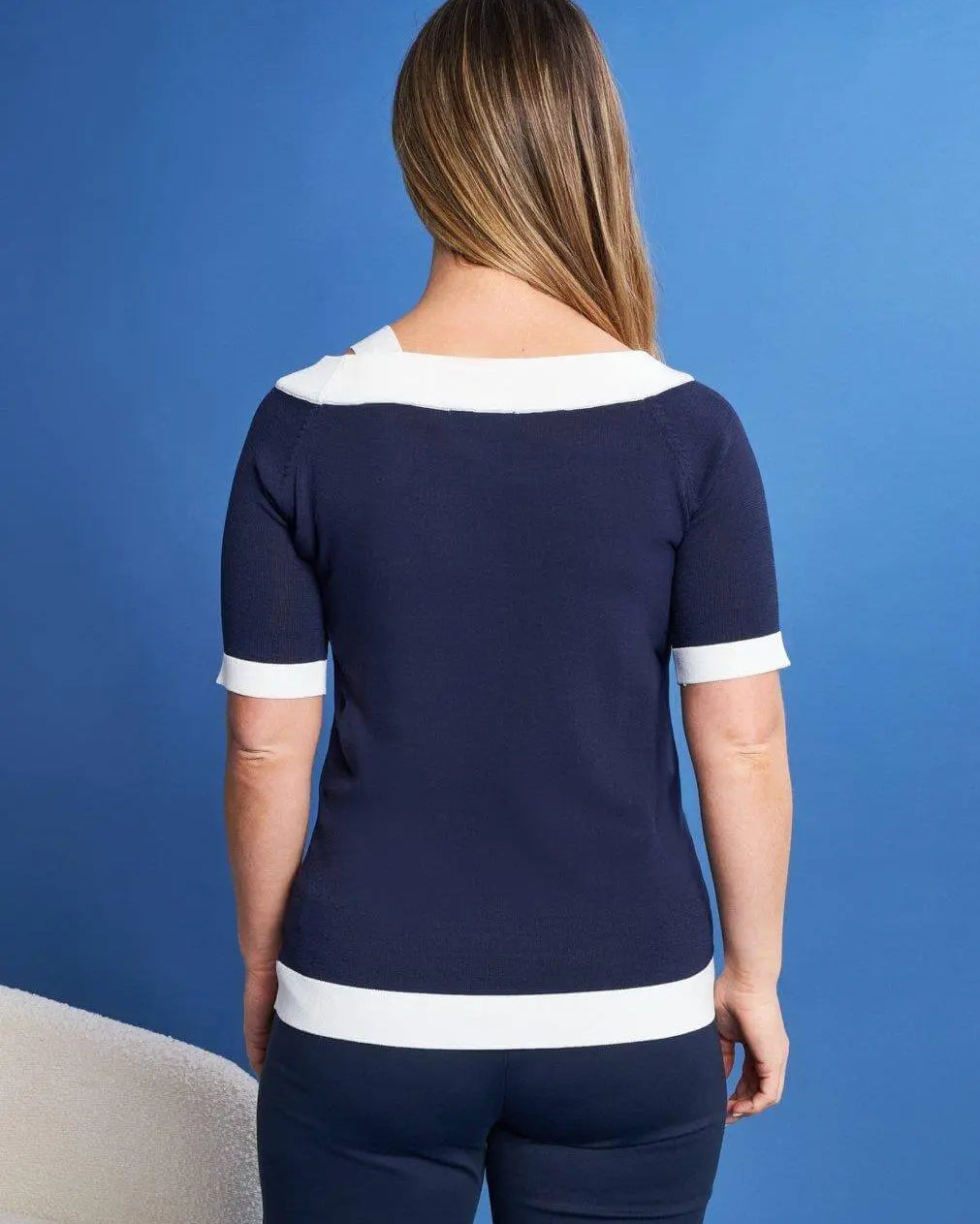 Maglia a maniche corte in filato di misto viscosa con bordi a contrasto BLU DORABELLA