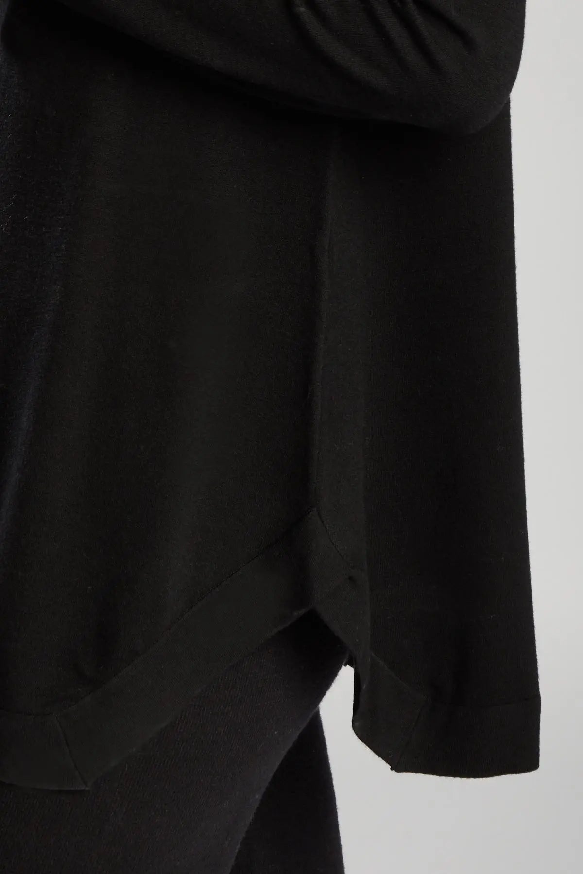 Maglia asimmetrica NERO IRONICA