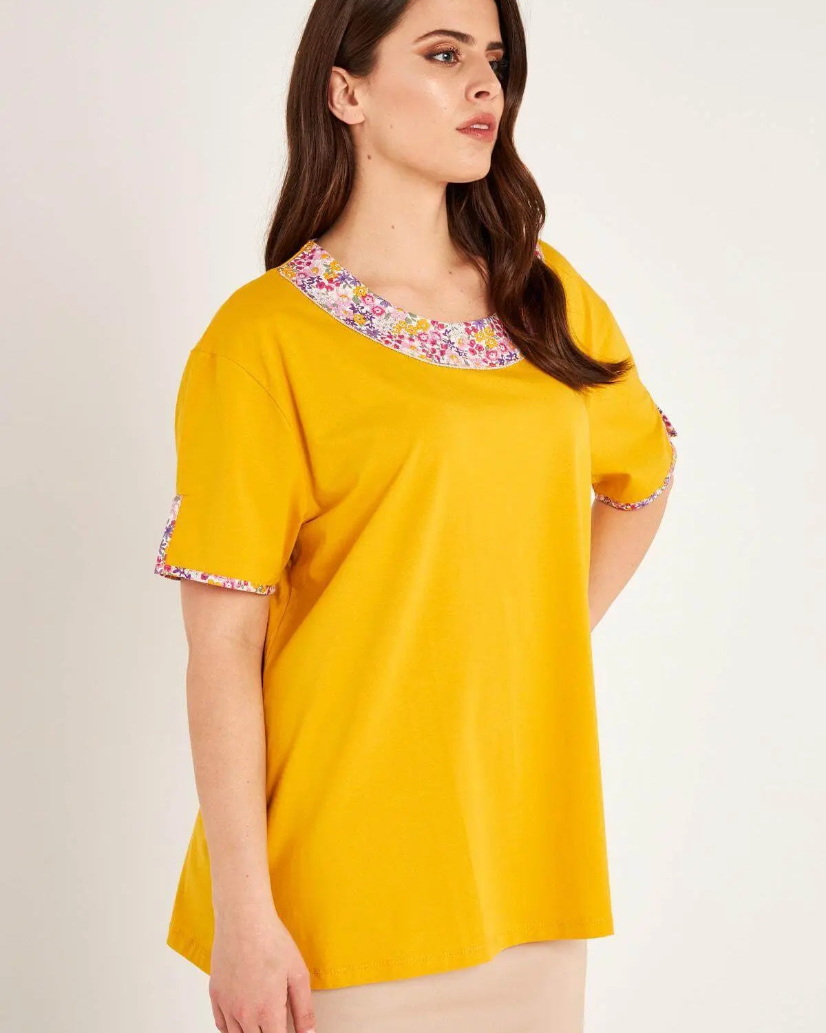 Maglia con scollo a fiori OCRA DORABELLA CURVY