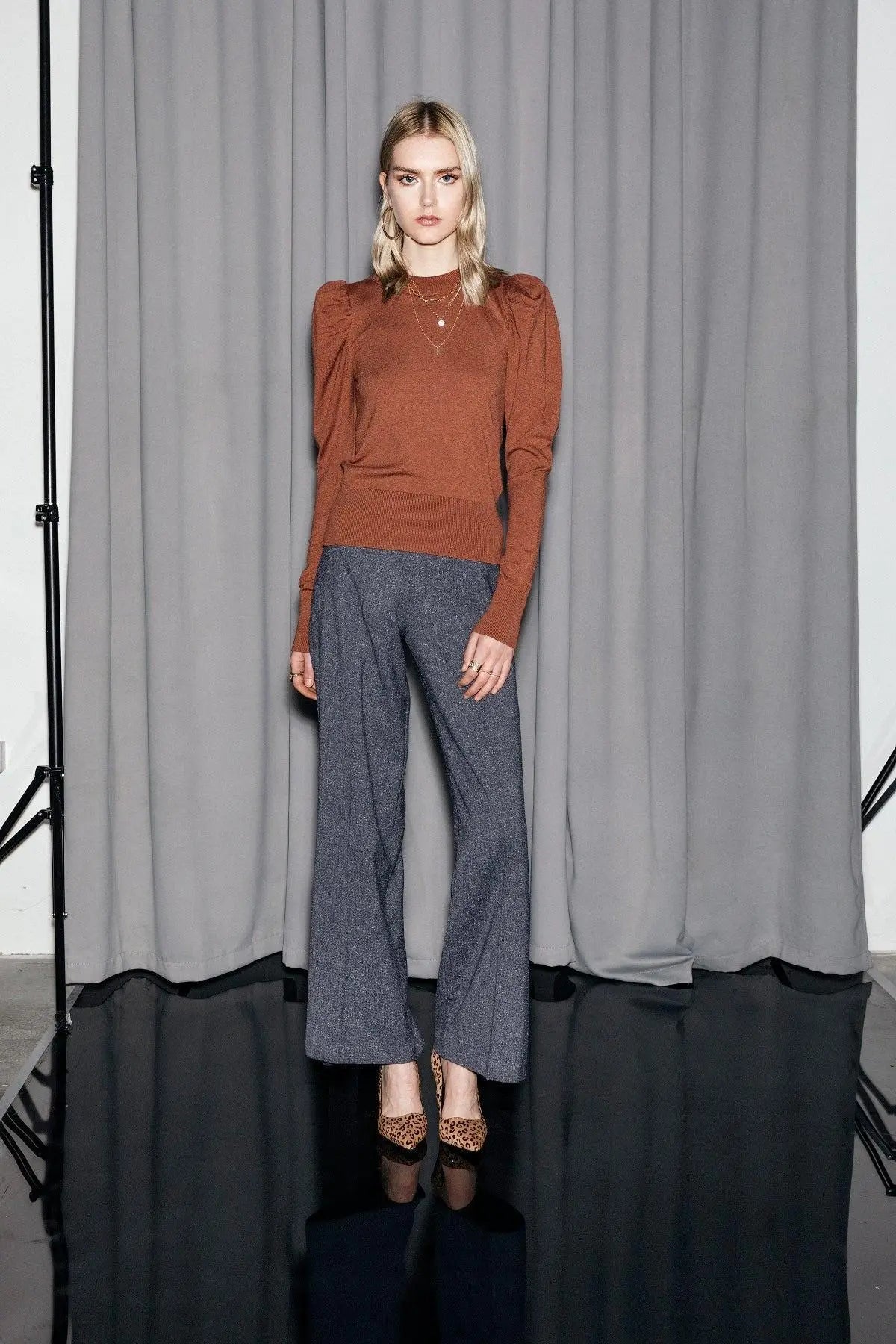 Maglia con spalla a sbuffo RUGGINE IRONICA