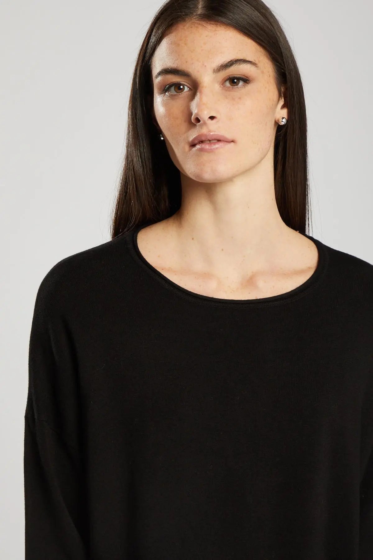 Maglia con tasca frontale NERO IRONICA