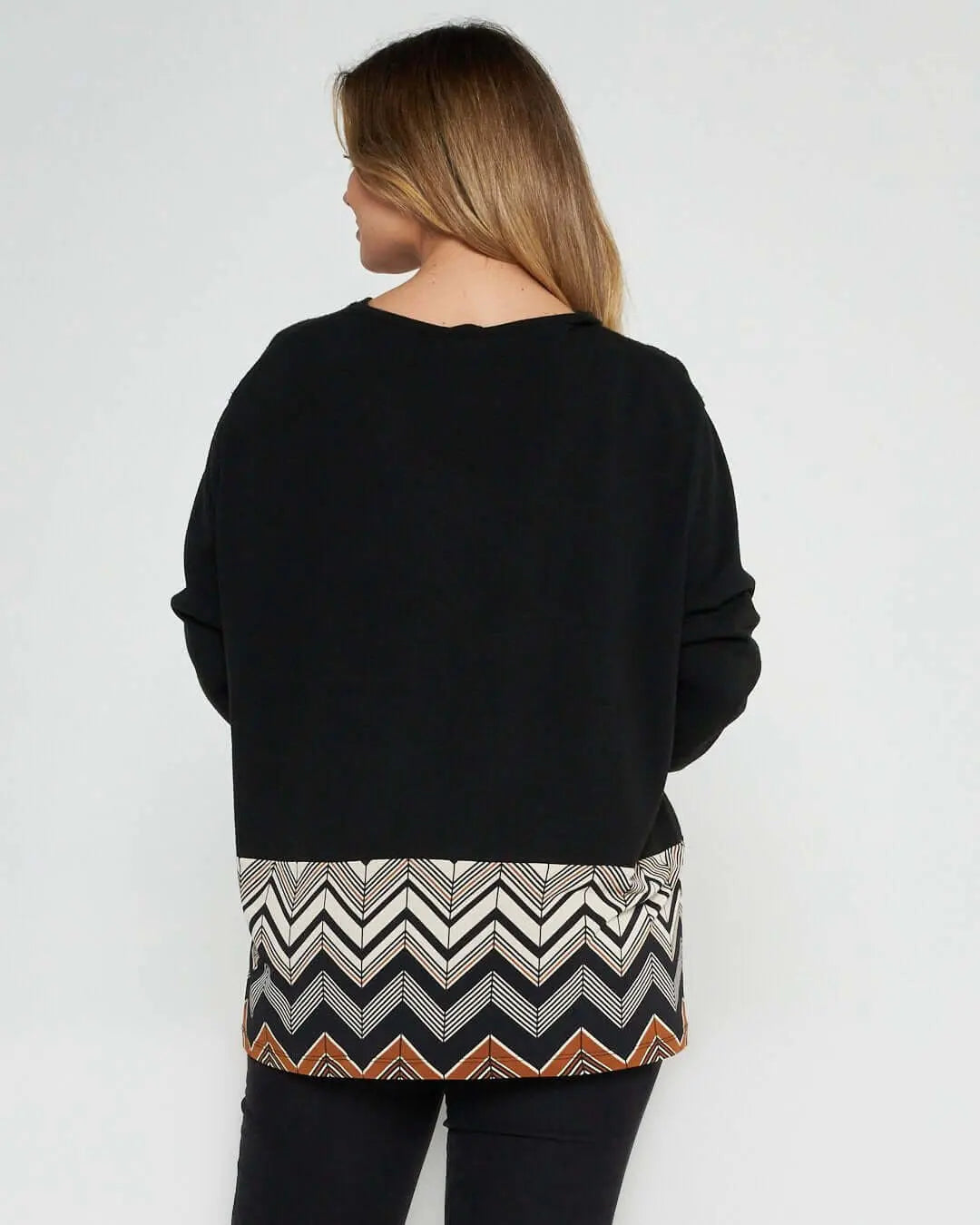 Maglia fantasia geometric NERO DORABELLA PIU'