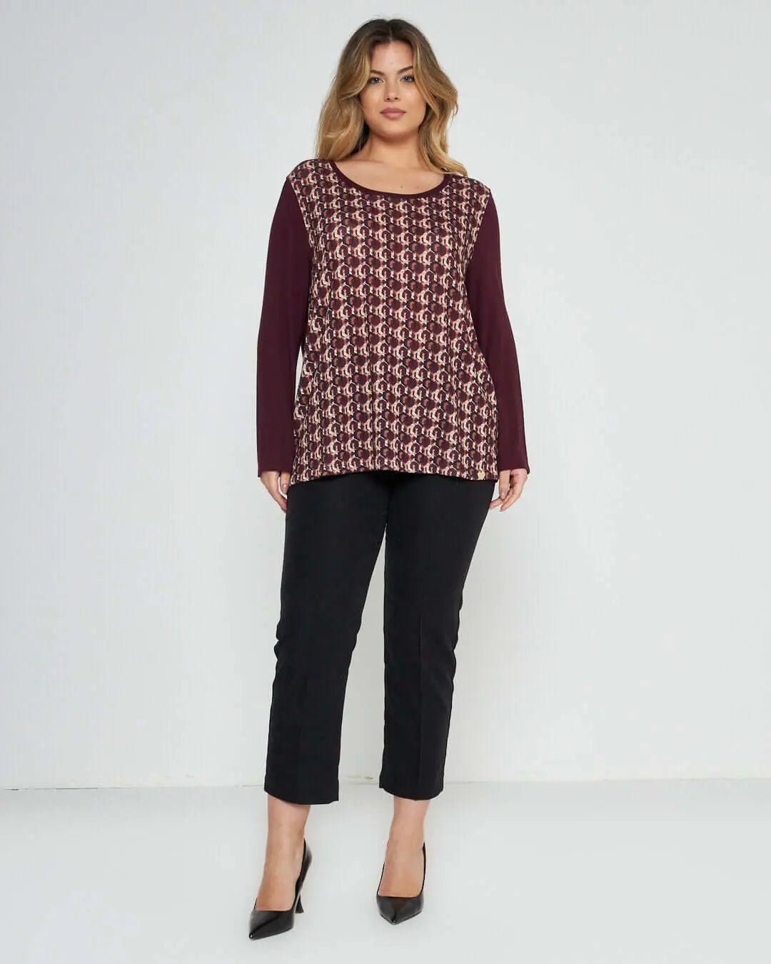 Maglia in fantasia geometrica BORDEAUX DORABELLA PIU'