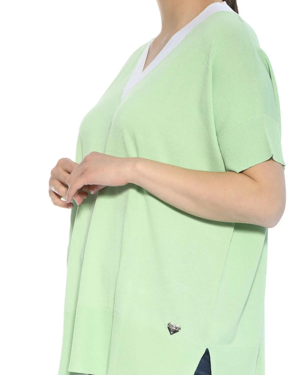 Maglia in viscosa con scollo V MENTA DORABELLA CURVY