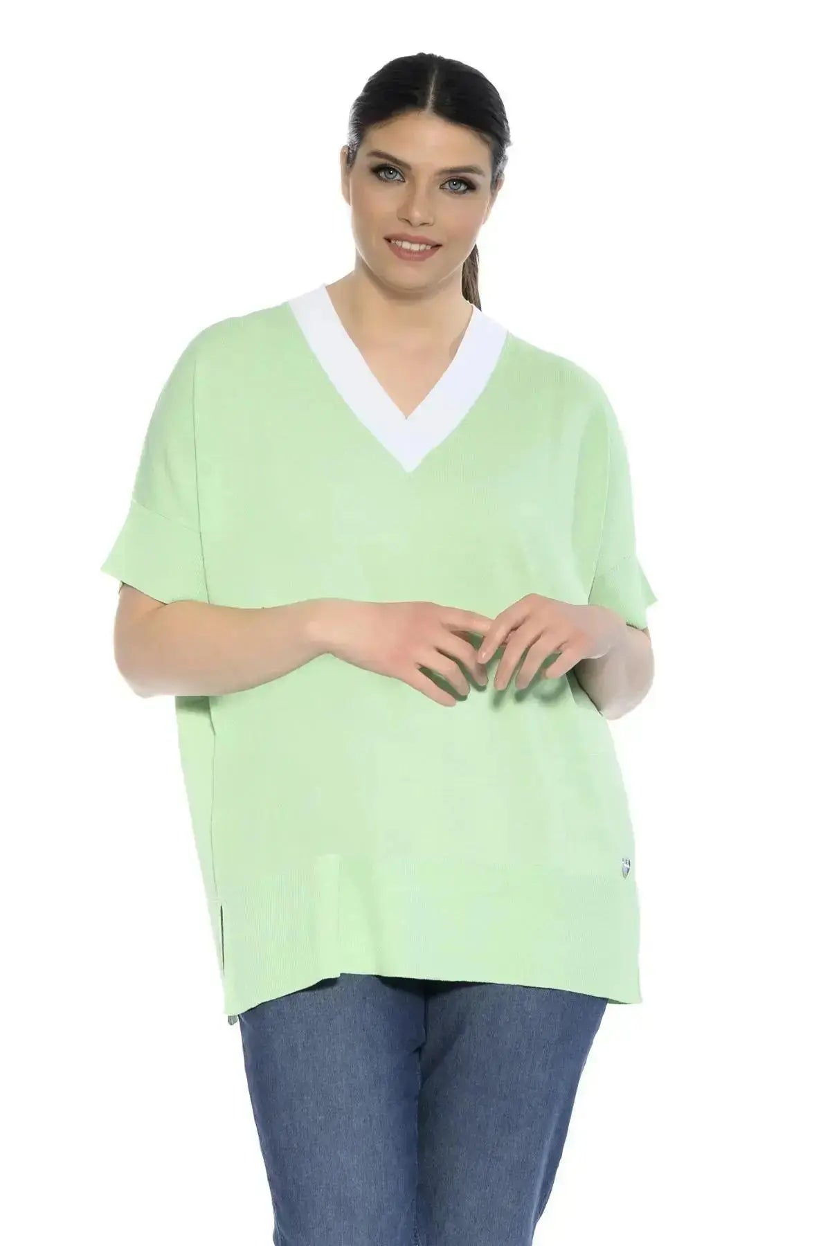 Maglia in viscosa con scollo V MENTA DORABELLA CURVY