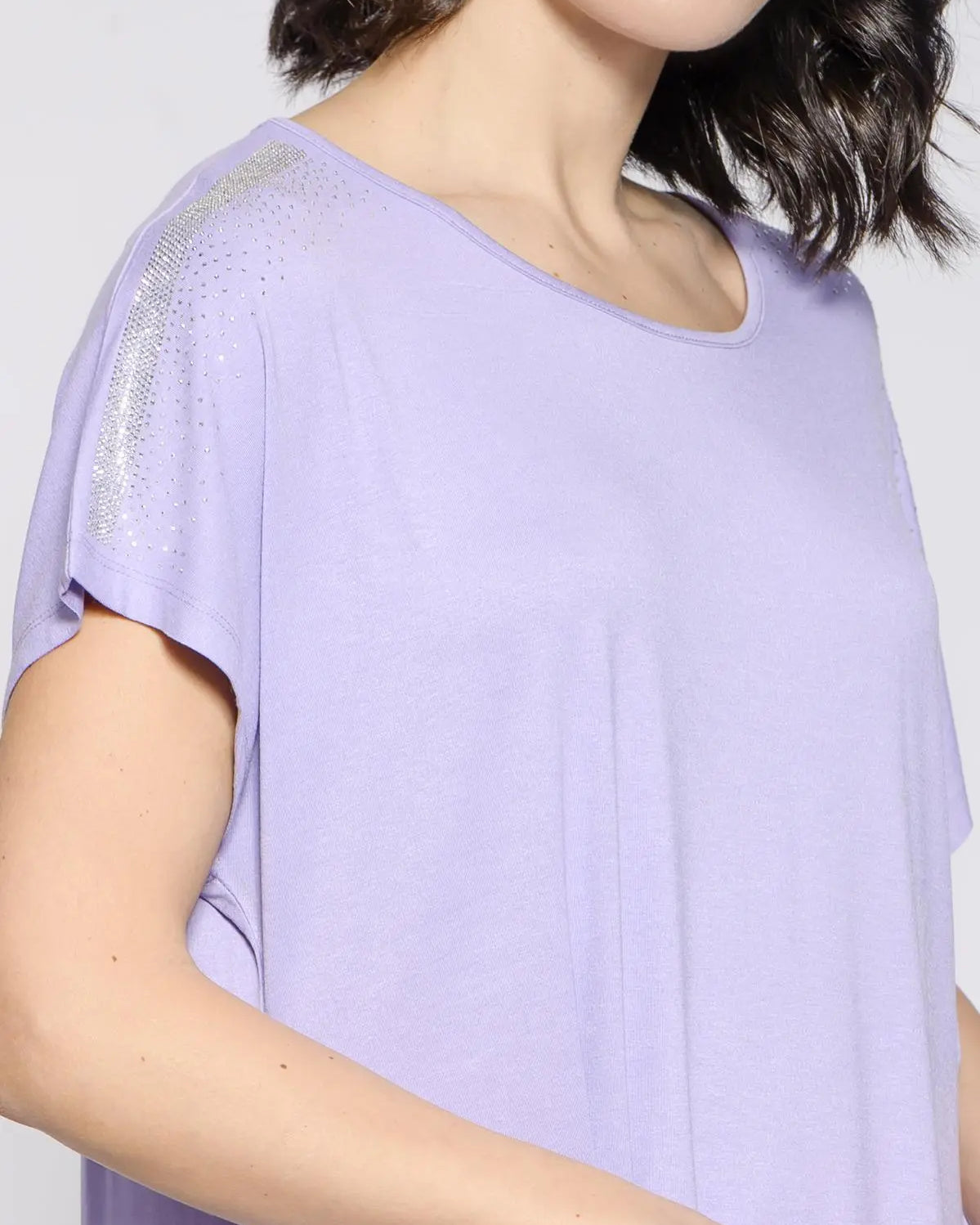 Maglia taglio ad A e strass LILLA DORABELLA