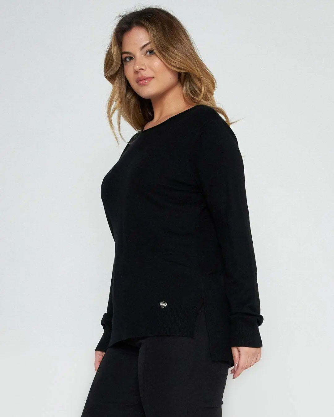 Maglia tinta unita girocollo NERO DORABELLA