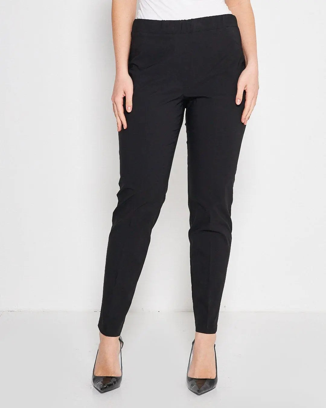 Pantalone skinny con taglio push-up NERO DORABELLA PIU'