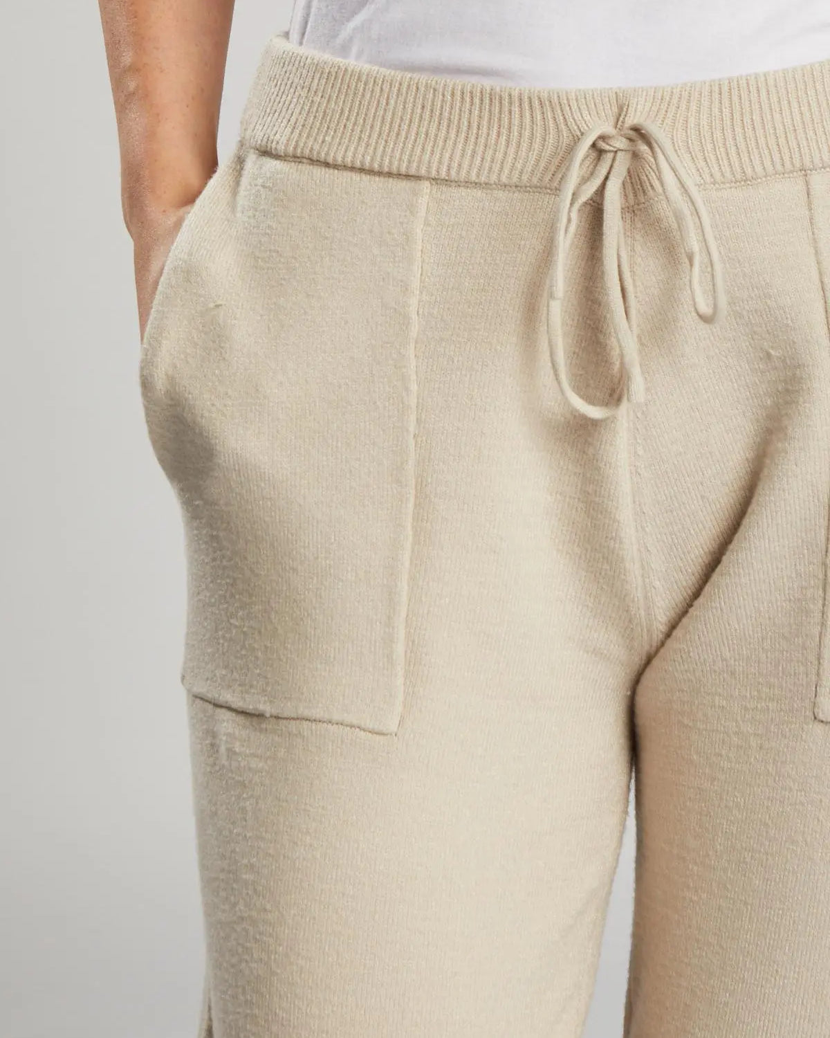 Pantaloni dritti in maglia BEIGE IRONICA
