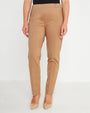 Pantaloni slim fit con vita elastica e dettaglio frontale di piega di stiro CAMMELLO DORABELLA PIU' 49