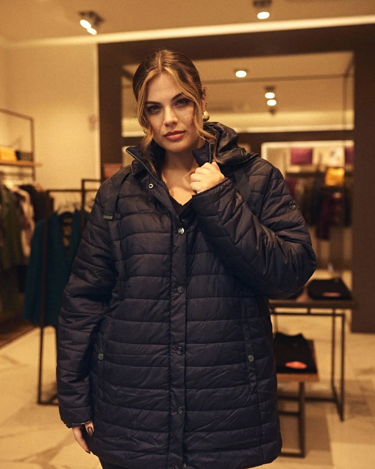 Piumino con cappuccio, zip e bottoni BLU DORABELLA EASY PIÙ