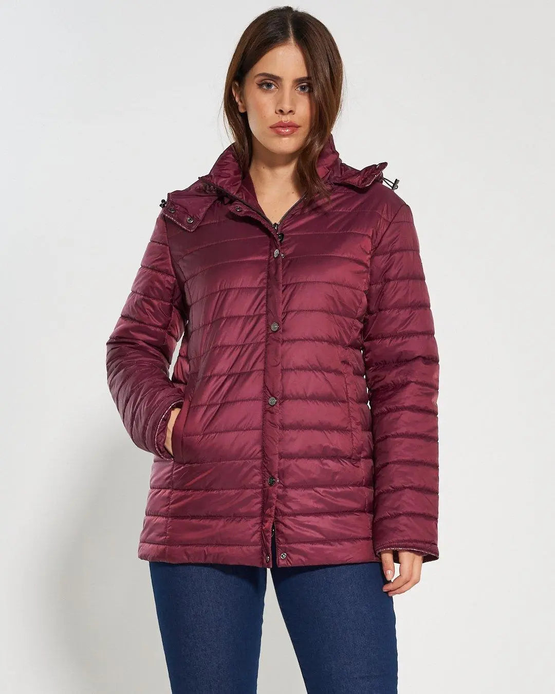 Piumino leggero in nylon trapuntato con cappuccio AMARENA DORABELLA EASY XXL