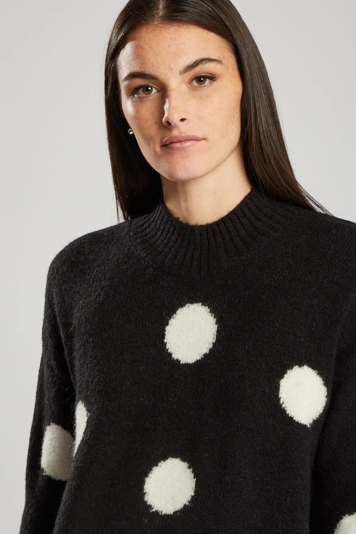 Pullover in maglia a pois misto lana NERO IRONICA