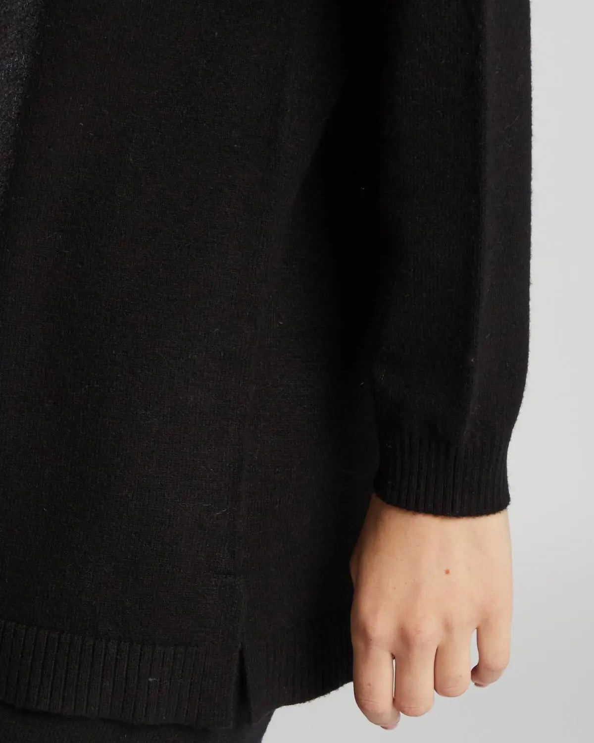 Pullover in maglia con frange NERO IRONICA