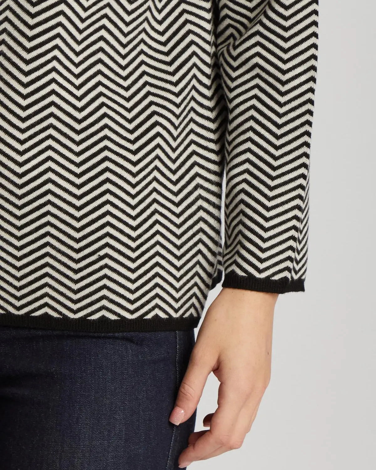 Pullover in maglia con stampa geometrica NERO IRONICA