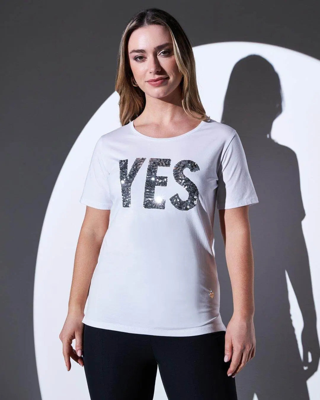 T-shirt girocollo in jersey di cotone elasticizzato con slogan in paillettes BIANCO DORABELLA XL