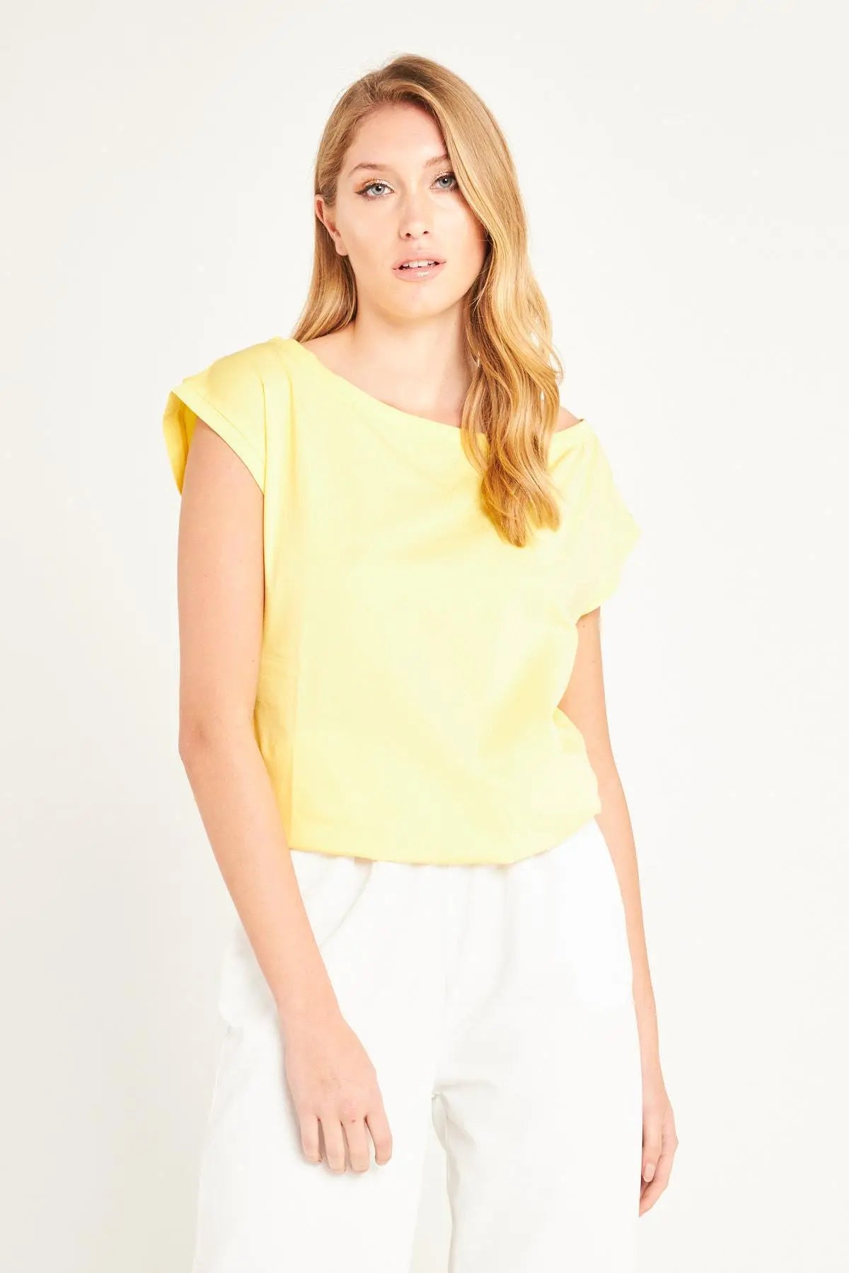 T-shirt scollo a barca GIALLO IRONICA