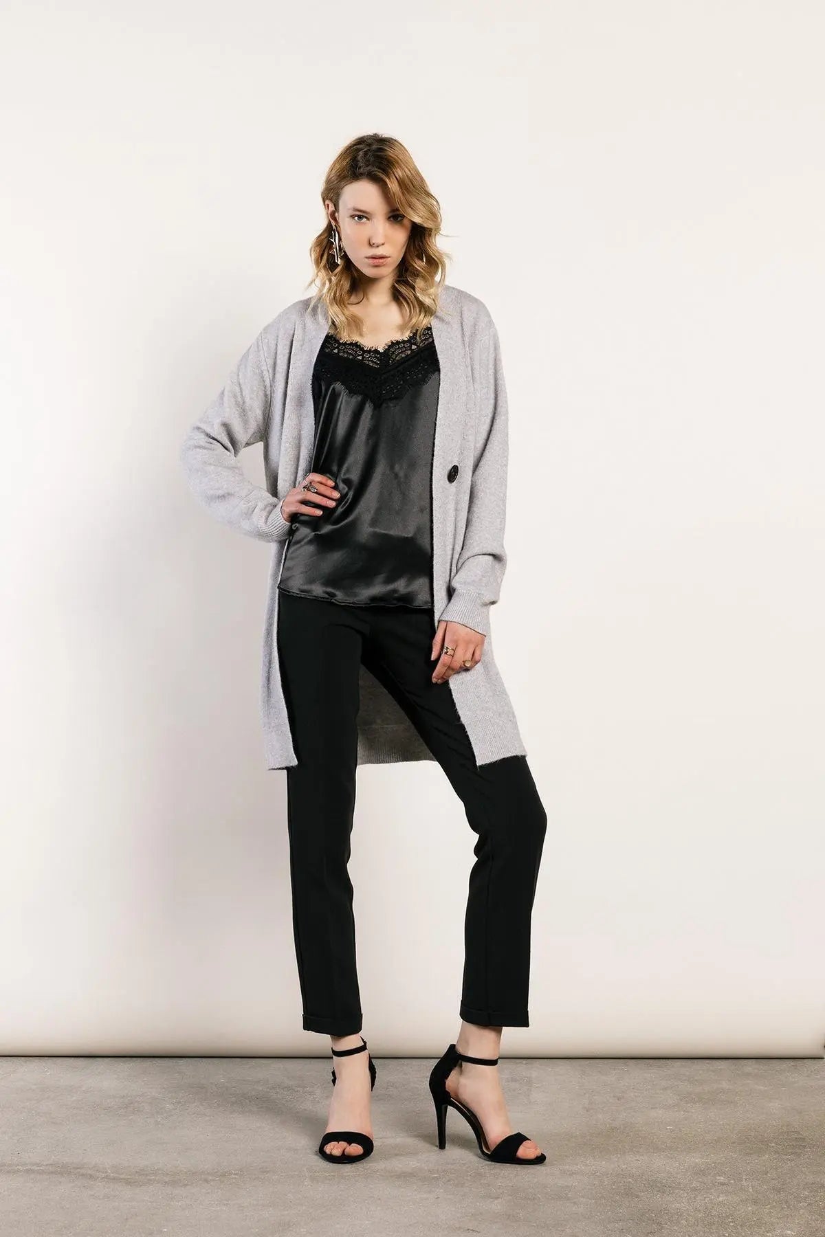 Top con pizzo NERO IRONICA 52