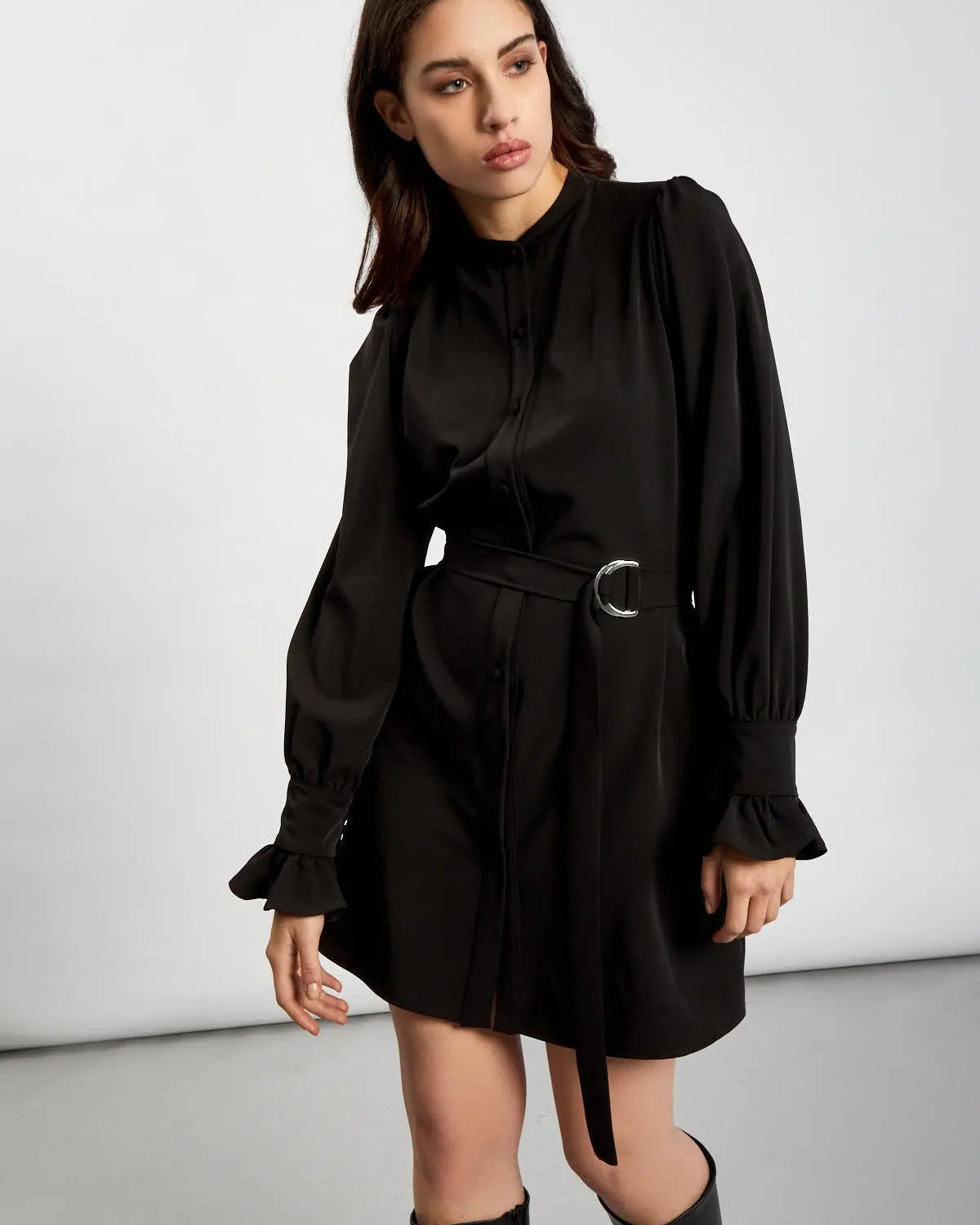 Vestito mini con cintura NERO IRONICA